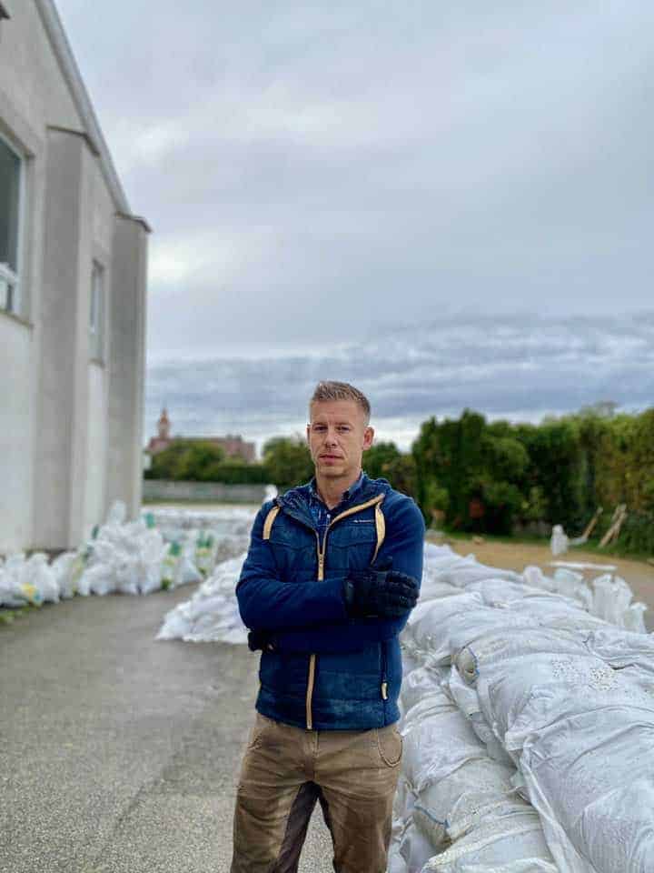 Magyar Péter: Ilyenkor, a fenyegető árvíz idején kellene veszélyhelyzetet elrendelni