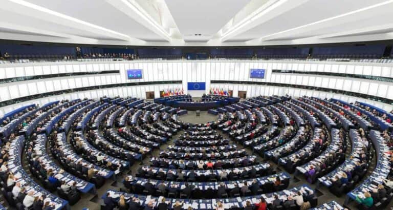 Az EU célkeresztjében az Orbán-kormány piaci kivételezései: új fejezet nyílhat a jogállamisági jelentésben