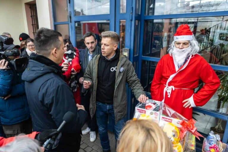 Fülöp Attila “gondoskodásért” felelős államtitkár ma újabb hazugsággal okádta tele a propagandát.