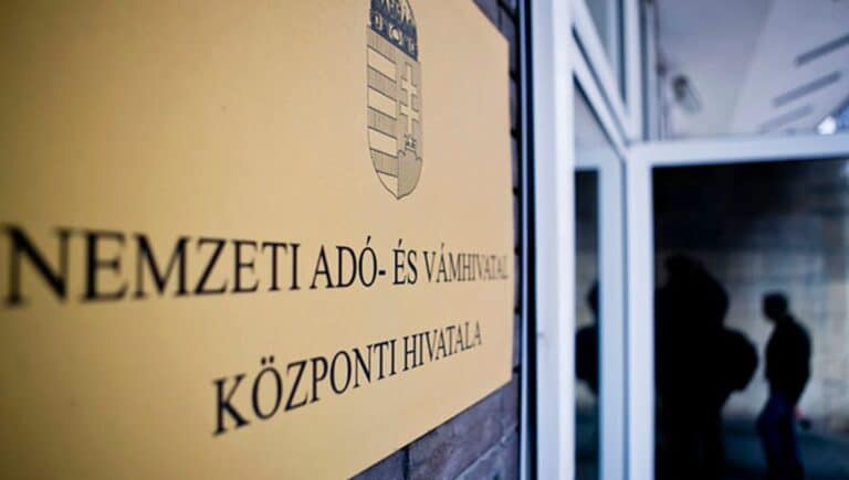 május 20-áig kell elfogadni vagy módosítani az adóhivatal által készített bevallási tervezeteket