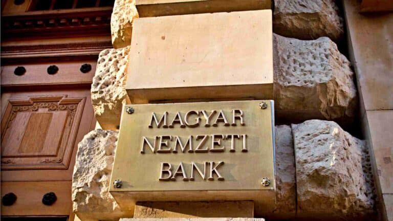 Magyar Péter: Az MNB megszüntette a bennfentes kereskedés gyanúja miatt ellenem indított eljárást – összeomlott a kormánypárti narratíva