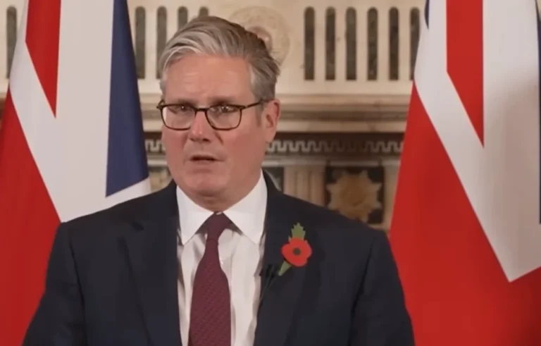 Nagy-Britannia visszatérne az európai védelmi asztalhoz: beszállna az Ukrajnának szánt 90 milliárd eurós hitelcsomagba
